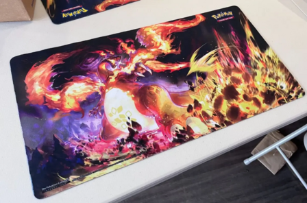 Pokemon Charizard Ultra Premium Collection &ndash; Playmat