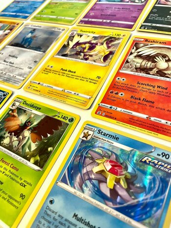 09-11-22__20 x ZELDZAME Pokémon Kaarten! (35% KORTING)